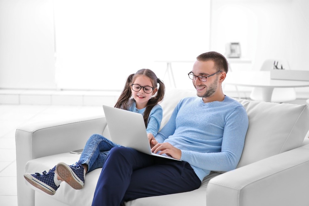 Why Staying Connected While Maintaining Social Distancing Is Important